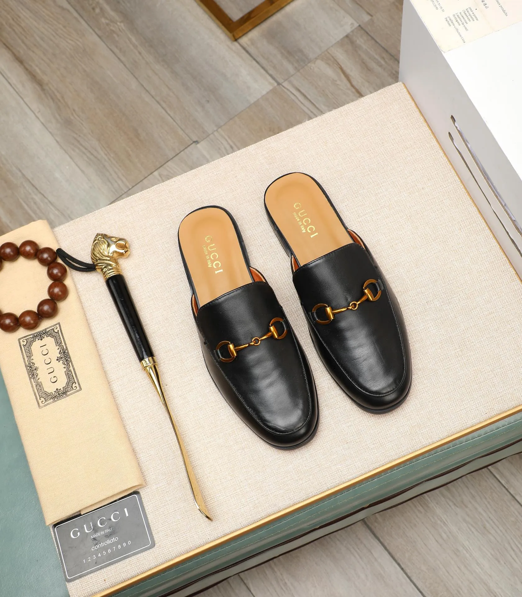Men's clothing and shoes 💰380 (Gucci) The latest 🎁🎁 casual and fashionable men's shoes 👟 from the official website, hot style 💥 style is simple and elegant, exclusive for trendy men. Unique official website latest brand double G elements 👑 original Gucci decoration, fashionable and generous, original material original calfskin, ✅ fully imported first-layer pigskin lining, official website designated wear-resistant, lightweight original rubber casual outsole, counter classic model taken in kind, 38-44 black and white optional